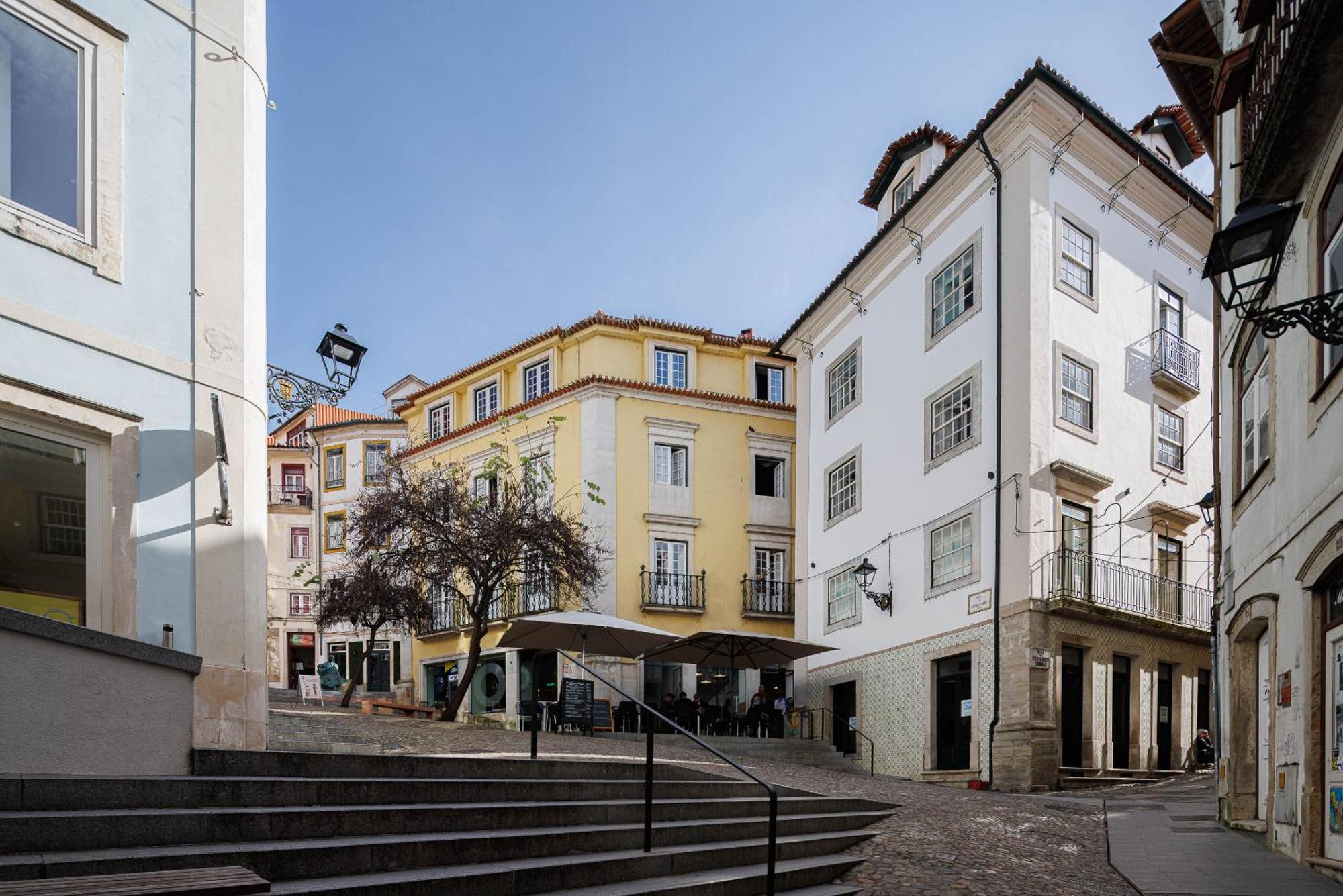 Story Studio Coimbra Centro Apartment Luaran gambar